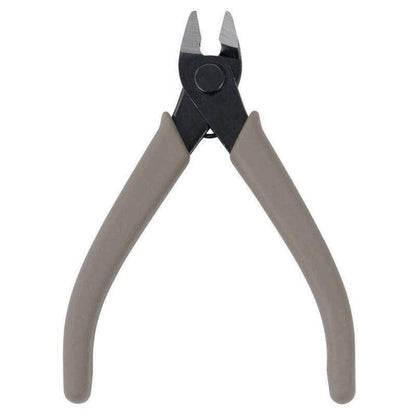 Bandai Gray Entry Nipper 2550077