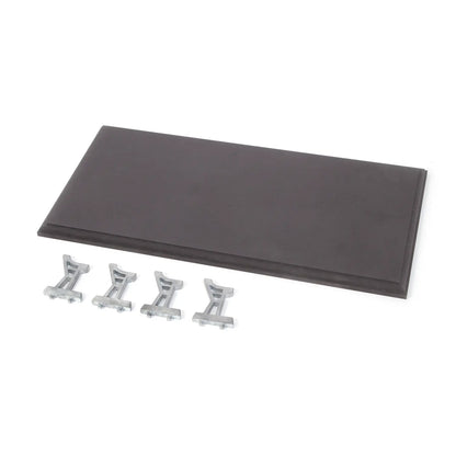 Complete display stand with 4 metal supports